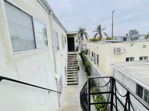 1083 Gaviota Avenue, Long Beach CA 90813