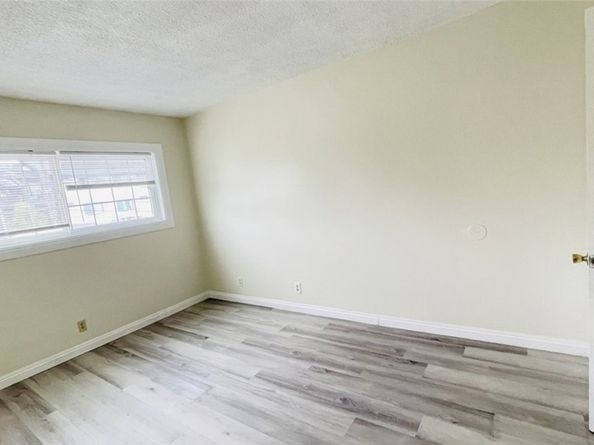 1083 Gaviota Avenue, Long Beach CA 90813