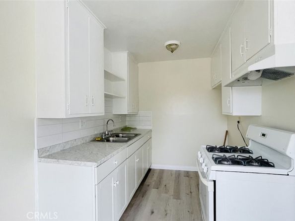 1083 Gaviota Avenue, Long Beach CA 90813