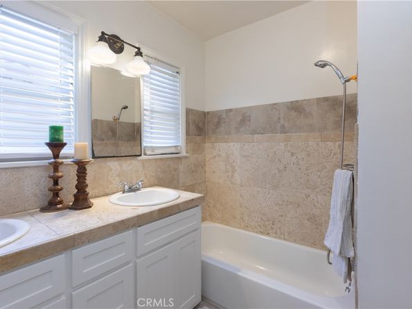 3766 Rose Avenue, Long Beach CA 90807