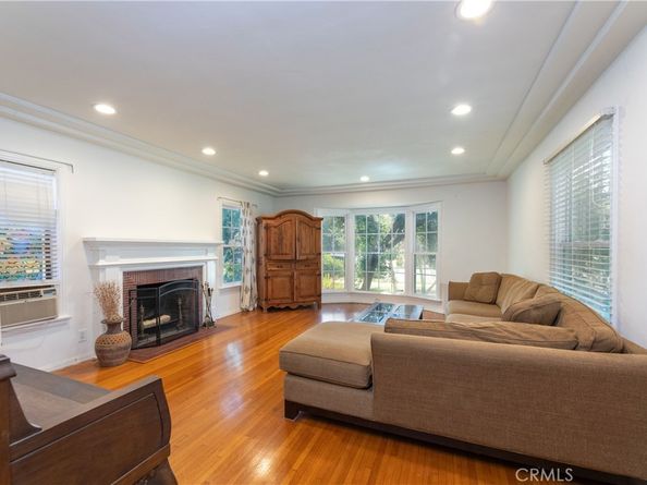 3766 Rose Avenue, Long Beach CA 90807