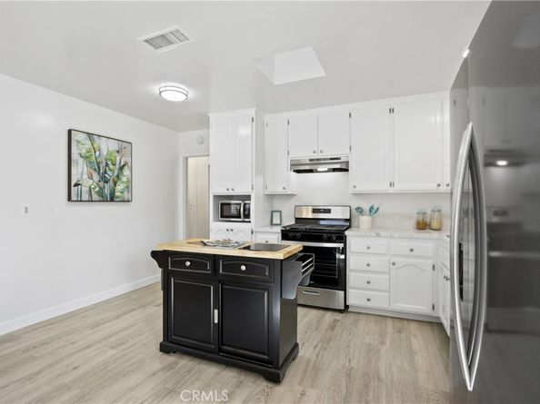 4340 Pixie Avenue, Lakewood CA 90712