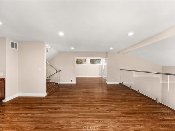 3751 Prestwick Drive, Los Angeles CA 90027