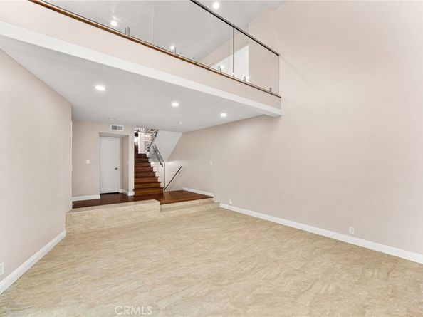 3751 Prestwick Drive, Los Angeles CA 90027