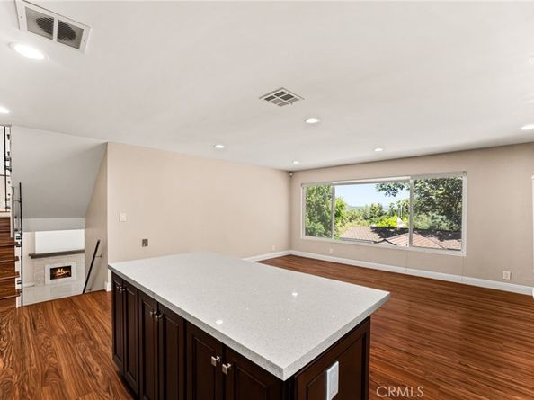 3751 Prestwick Drive, Los Angeles CA 90027