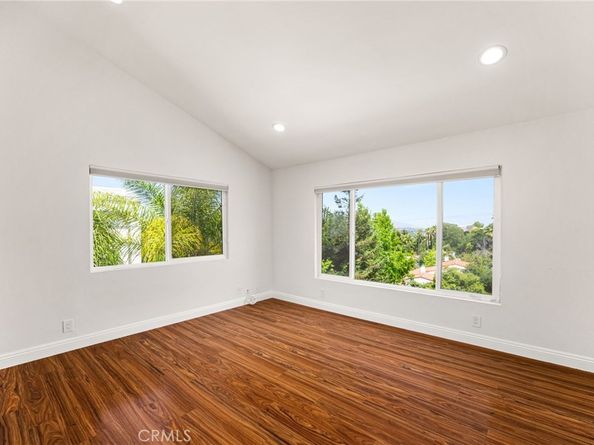 3751 Prestwick Drive, Los Angeles CA 90027