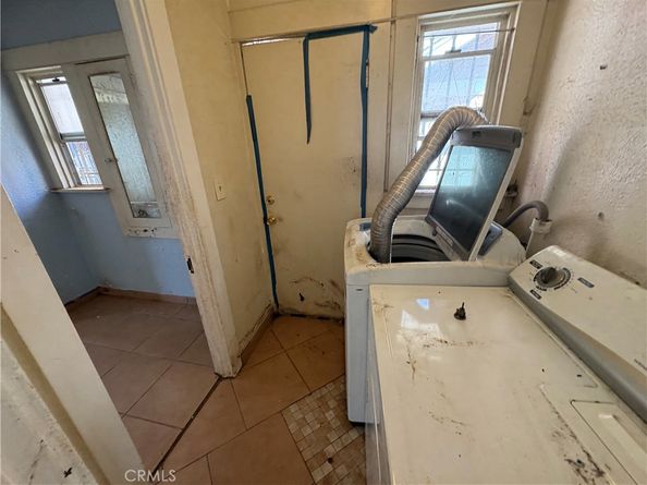 419 Rose Avenue, Long Beach CA 90802