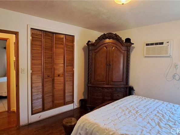 1605 S Birch Street, Santa Ana CA 92707