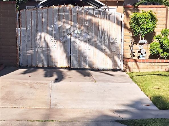 1605 S Birch Street, Santa Ana CA 92707