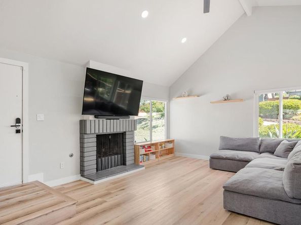 10690 Esmeraldas Drive, San Diego CA 92124