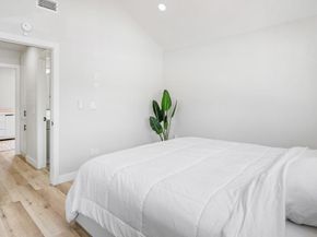 10690 Esmeraldas Drive, San Diego CA 92124