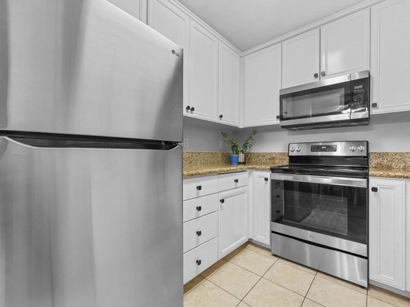 1423 Graves Avenue 238, El Cajon CA 92021