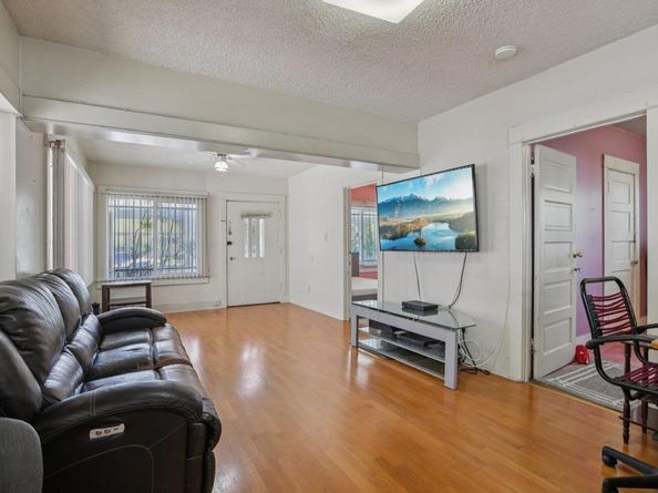 1059 N Wilton Place, Los Angeles CA 90038