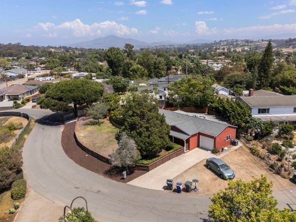 3825 27 Grandview Pl, Bonita CA 91902