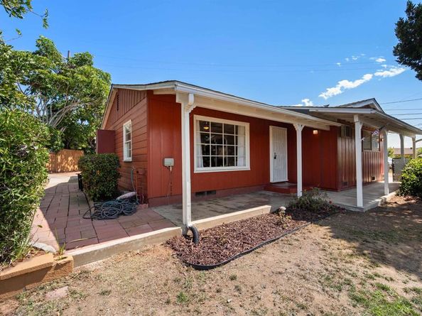 3825 27 Grandview Pl, Bonita CA 91902