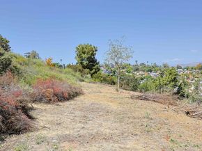 11825 Taia, Lakeside CA 92040