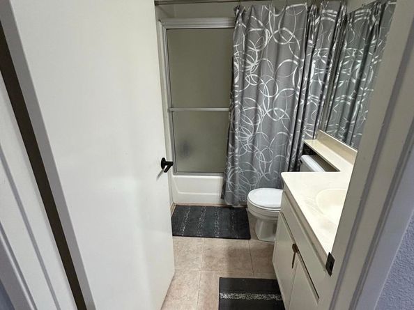 440 Citracado Parkway 30, Escondido CA 92025