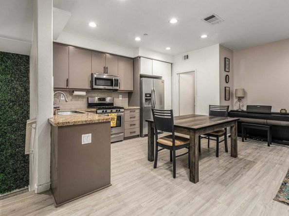 2241 Indus Way, San Marcos CA 92078