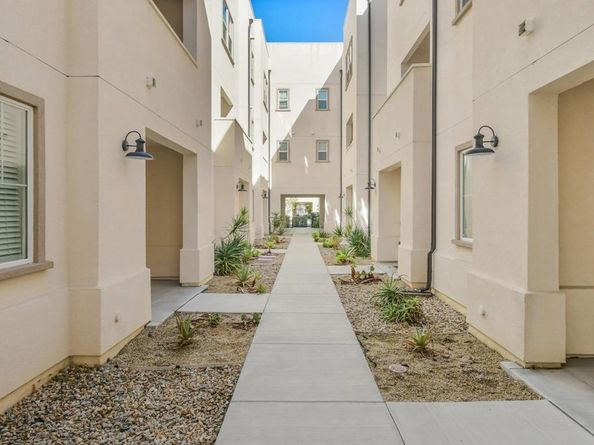 5381 Calle Rockfish 60, San Diego CA 92154