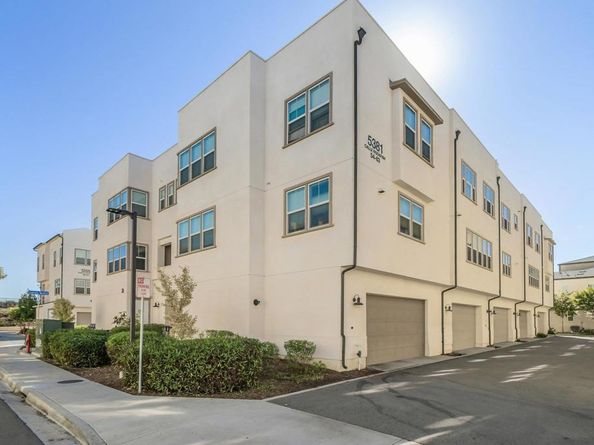 5381 Calle Rockfish 60, San Diego CA 92154