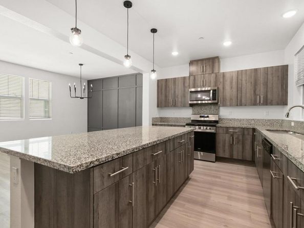 5381 Calle Rockfish 60, San Diego CA 92154