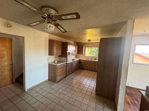 10050 Cristobal Drive, Spring Valley CA 91977