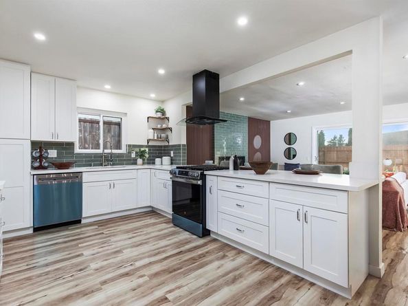 6548 Bantam Lake Circle, San Diego CA 92119