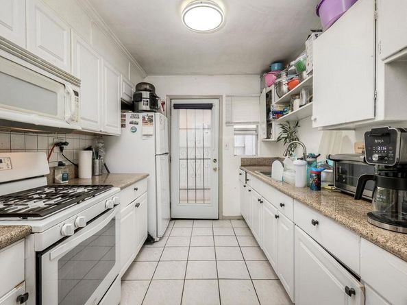 776 Oaklawn Avenue, Chula Vista CA 91910