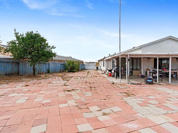 1607 Ginsberg Court, San Diego CA 92114