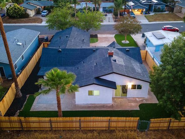 13751 Powers Rd, Poway CA 92064