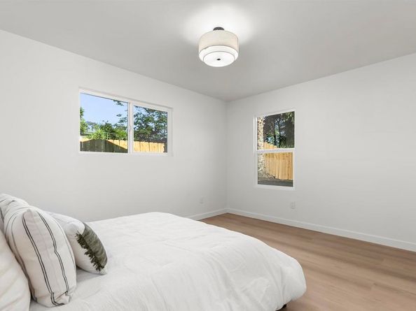 13751 Powers Rd, Poway CA 92064