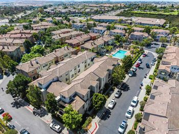 1280 Haglar Way