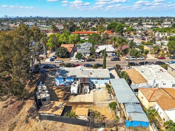 3015 Chamoune Avenue, San Diego CA 92105