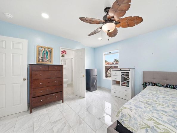 3015 Chamoune Avenue, San Diego CA 92105