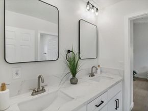 5725 Mildred Street, San Diego CA 92110