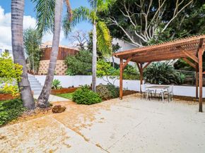 5725 Mildred Street, San Diego CA 92110