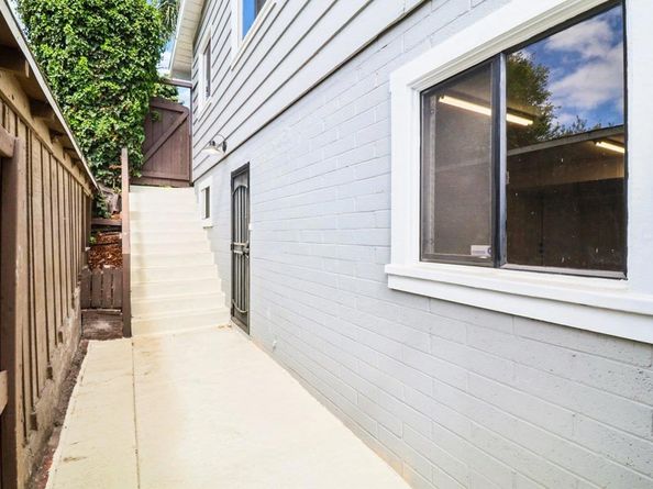 5725 Mildred Street, San Diego CA 92110