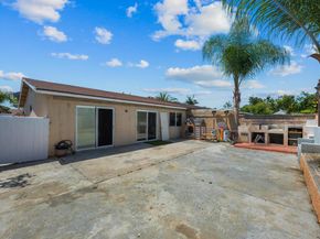 4608 Calle De Retiro, Oceanside CA 92057