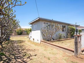 2726 Comstock St, San Diego CA 92111