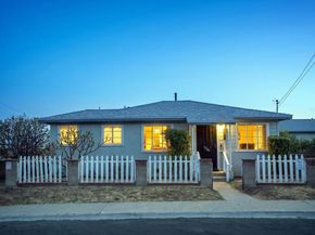 2726 Comstock St, San Diego CA 92111