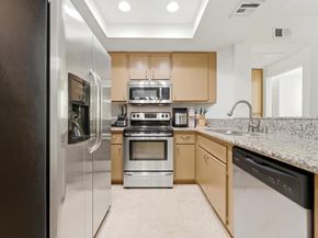 680 Camino De La Reina 2201, San Diego CA 92108