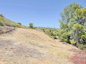 11825 Taia, Lakeside CA 92040