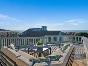 2438 Ocean Street, Carlsbad CA 92008