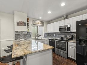 749 S Mollison Ave 27, El Cajon CA 92020