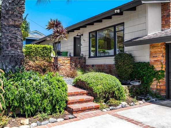 1961 Temple Hills Drive, Laguna Beach CA 92651
