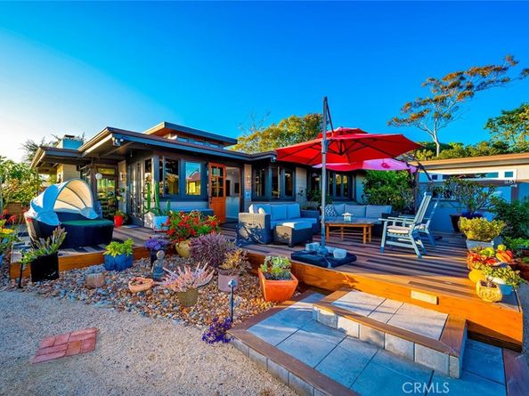 1687 Temple Hills Drive, Laguna Beach CA 92651