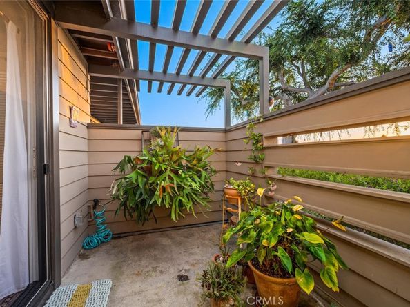 1687 Temple Hills Drive, Laguna Beach CA 92651