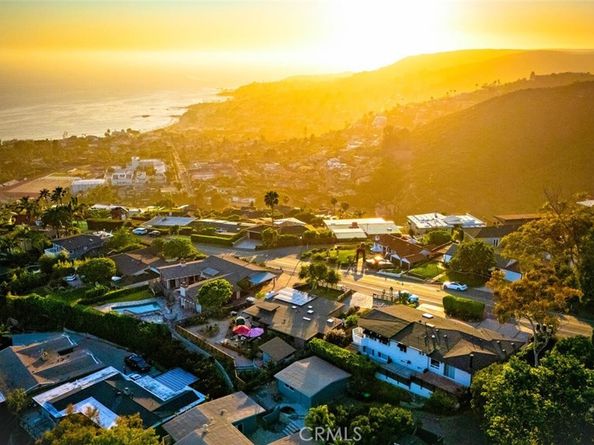 1687 Temple Hills Drive, Laguna Beach CA 92651