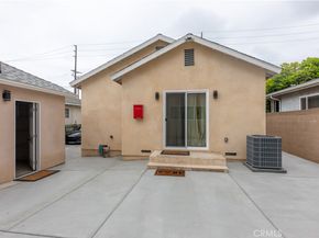 1344 Ximeno, Long Beach CA 90804