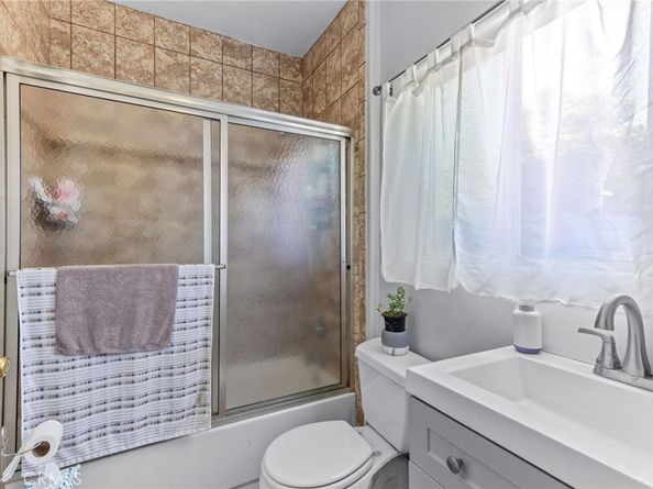 225 S Kern Avenue, Los Angeles CA 90022